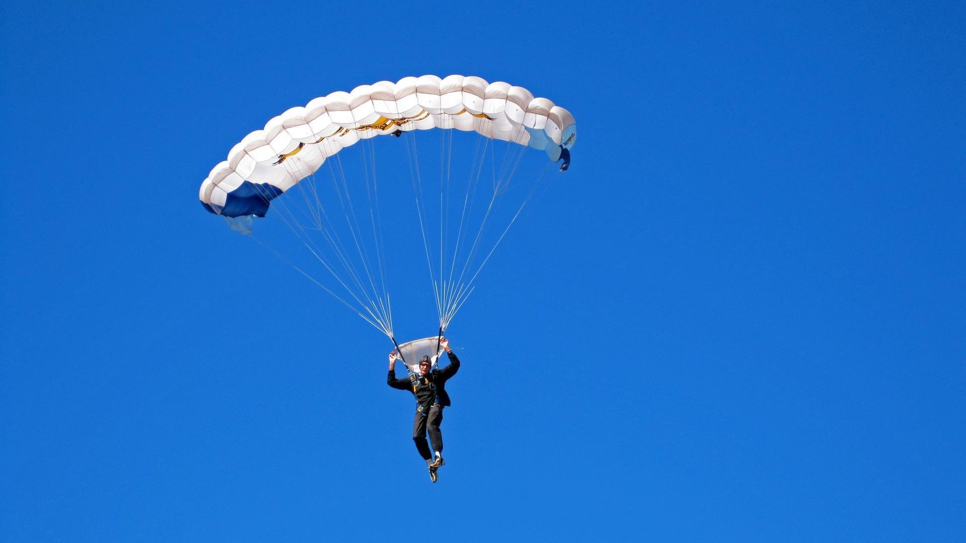 爱游戏网址登录-科特迪瓦男篮在非洲锦标赛中展现实力，争夺佳绩